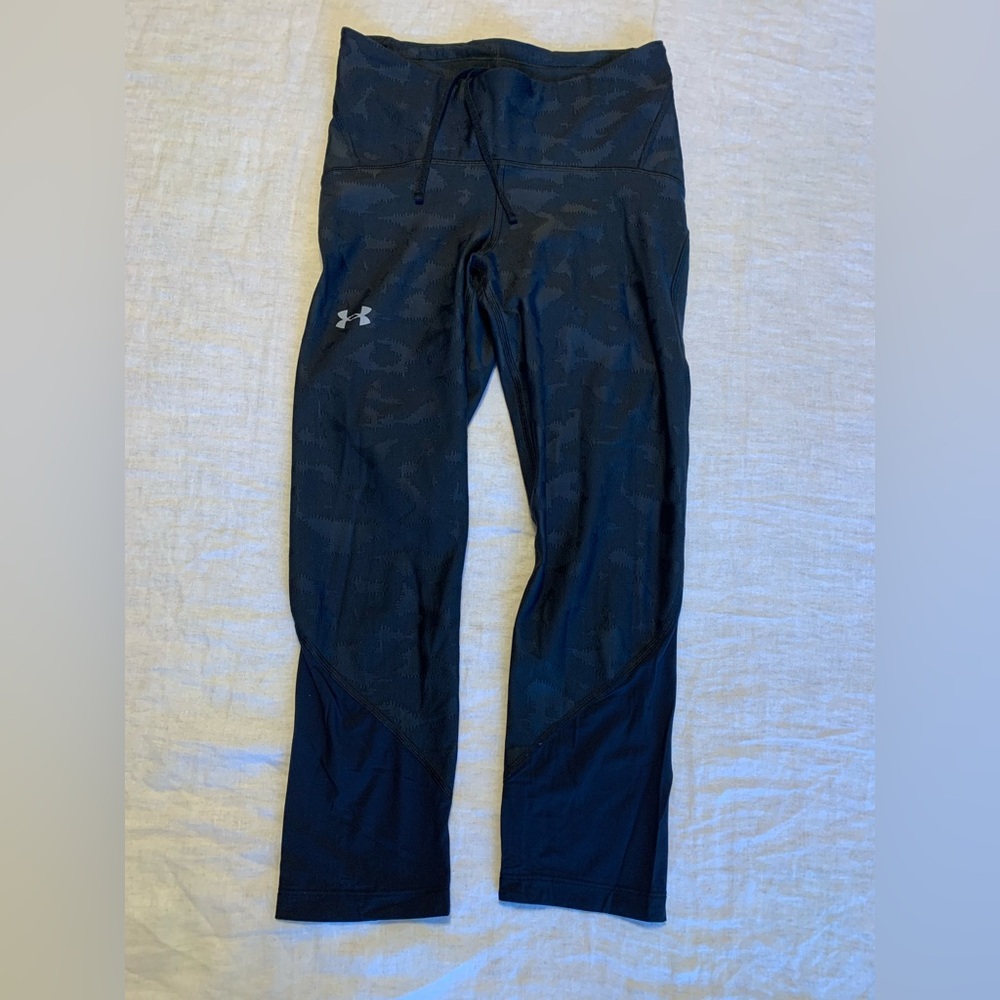 💪🏻 UNDER ARMOUR DARK CAMO LEGGINGS 💪🏻